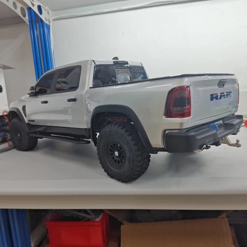 ขายึดตะขอลากรถบรรทุกออฟโรด 1/8 - Rc Hobby Dodge Ram บทวิจารณ์และราคา